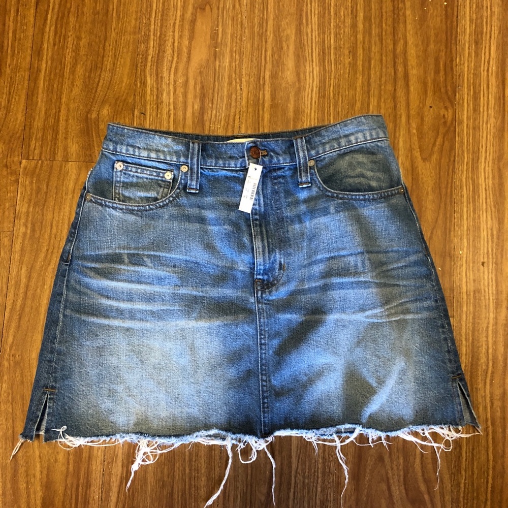 Madewell denim mini skirt never worn